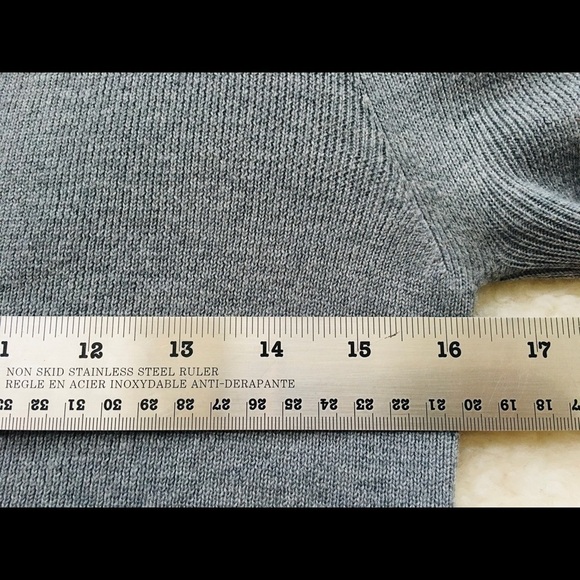 Elie TAHARI 100% Extrafine Merino Wool Cardigan S - Picture 8 of 10